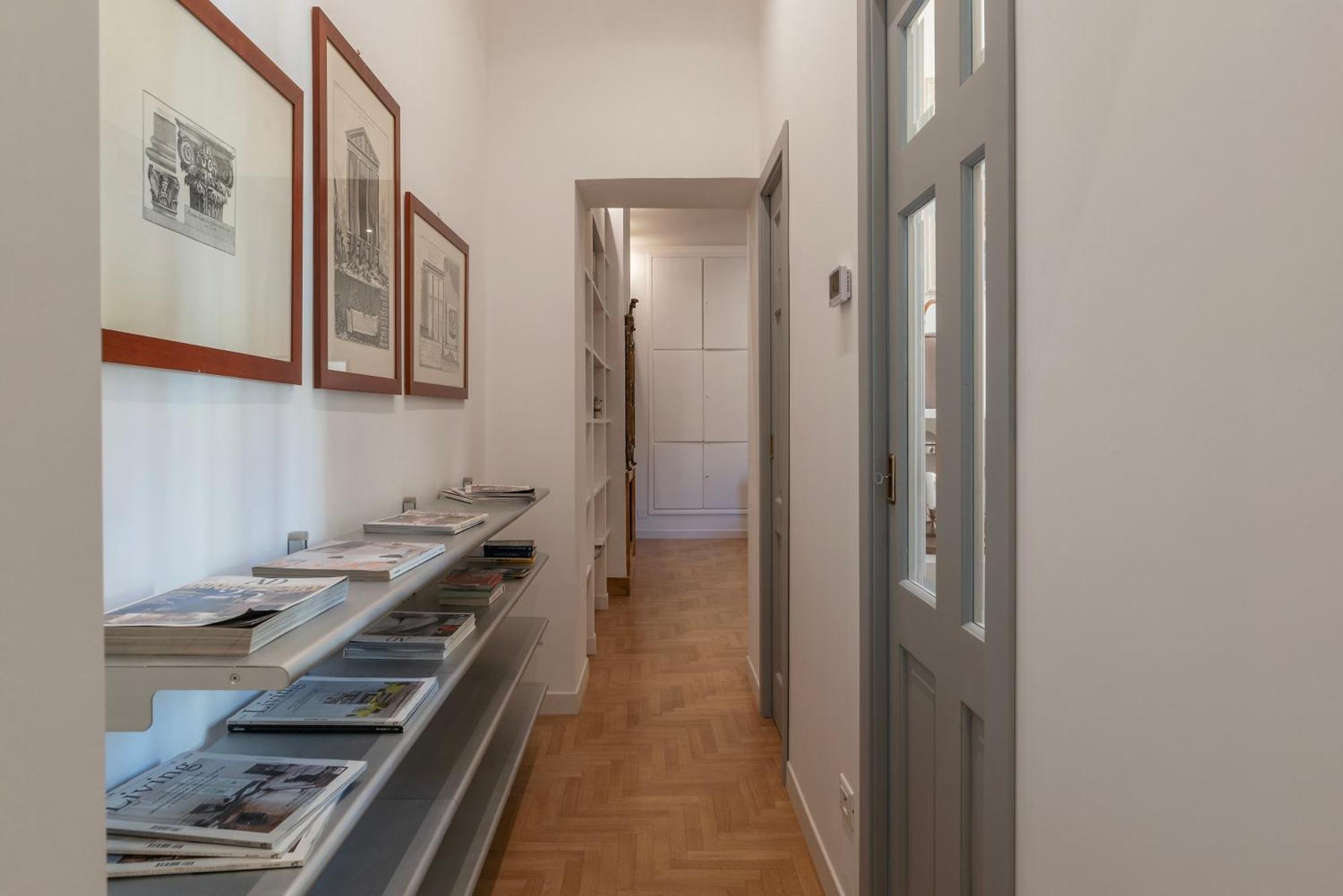 Castel Sant'angelo Elegant Chic Apartment